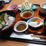 海鮮丼(石室)