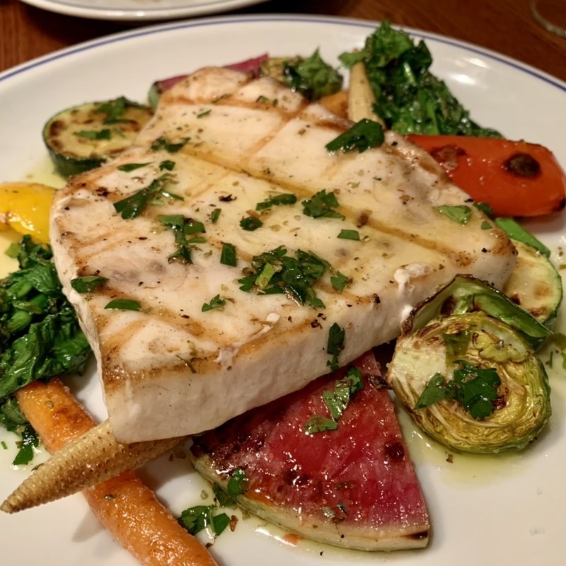 生メカジキと春野菜の炭火焼き(Pizzeria Trattoria Vomero)