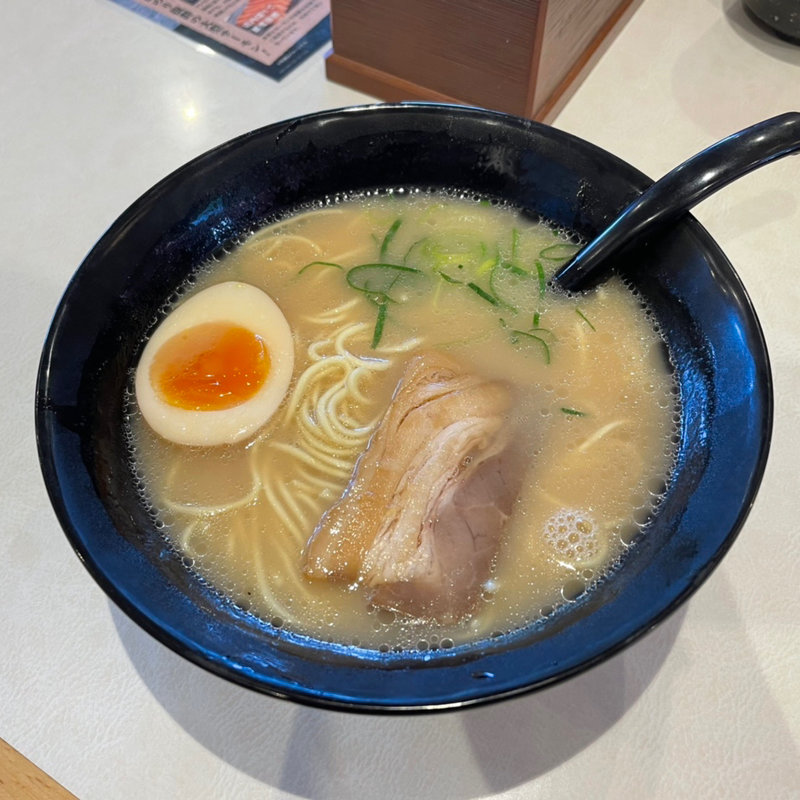 博多　とんこつラーメン(はま寿司 横浜上郷店)