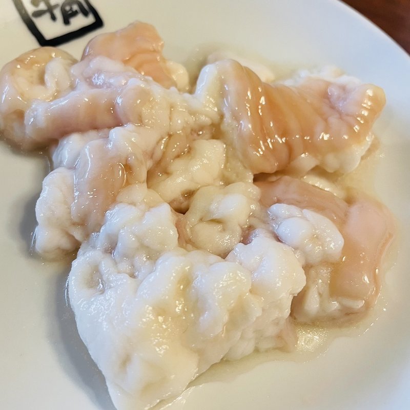 牛ホルモン（塩ダレ味噌ダレ旨辛味噌）(牛角秋葉原昭和通り口店)