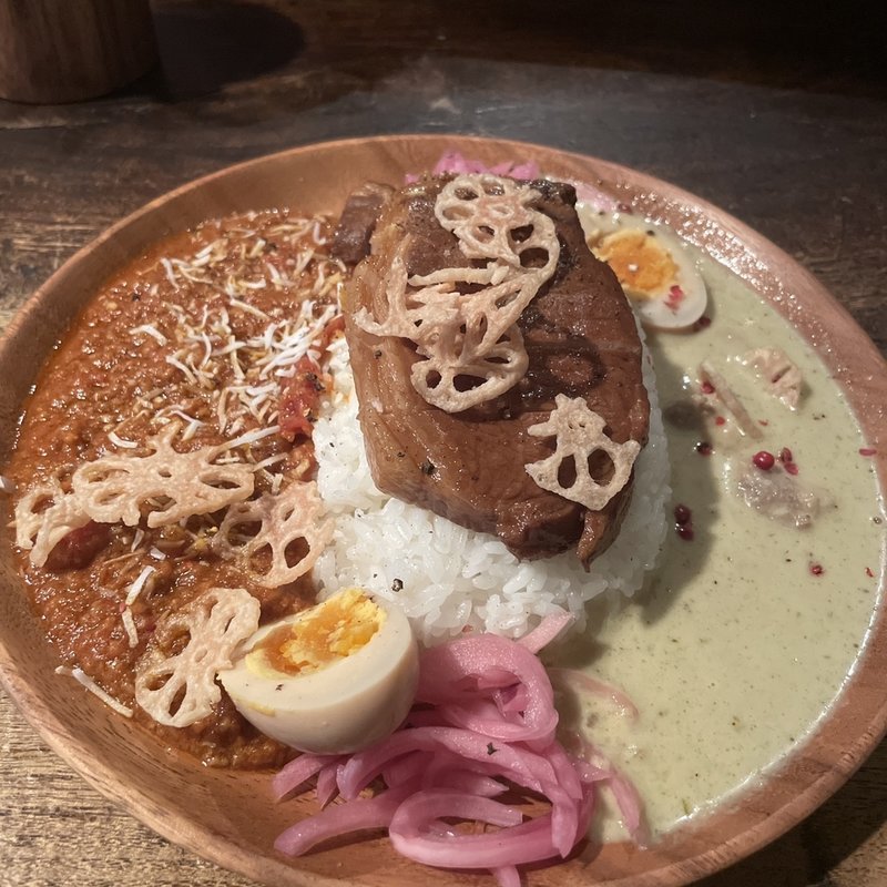 あいがけトンテキリッチ(AFTER THE RAIN)