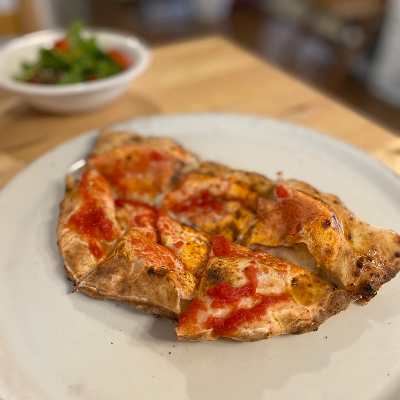 カルツォーネ Sサイズ(ピッツェリア・イル・ピッコリーノ)