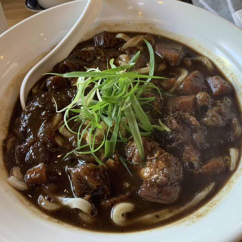 黒いカレーうどん(本格手打ちうどん あかみち)