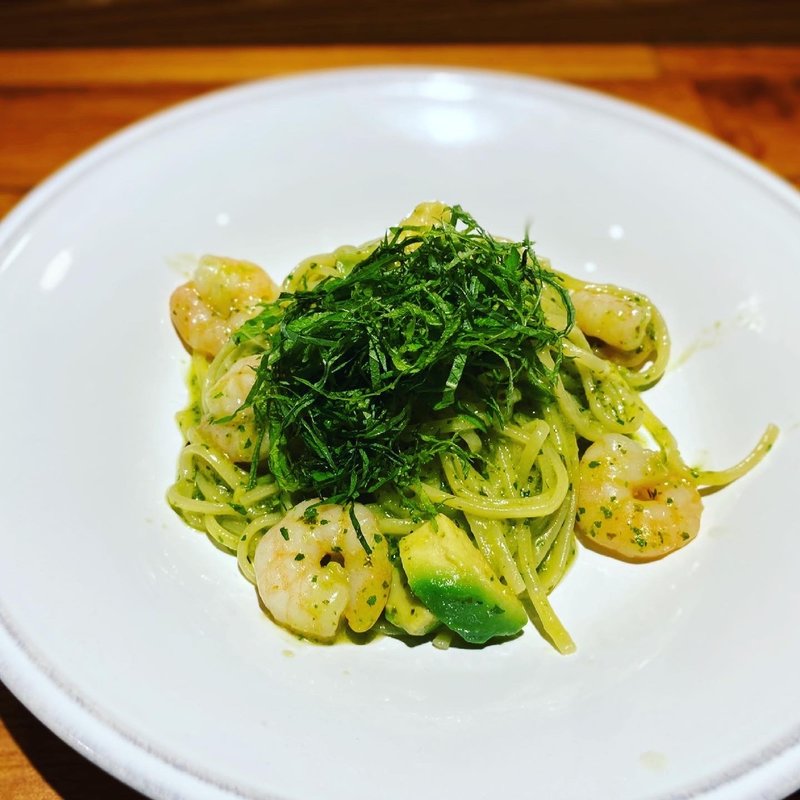 海老とアボカドの大葉ジェノベーゼリングイネ(ヨコハマドラセブン)