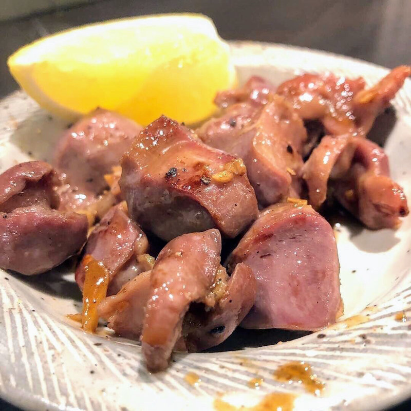 砂ずりにんにく焼き(お好みたまちゃん 青山店)