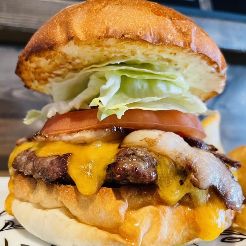 Bacon Cheese Burger　ベーコンチーズバーガー(folk burgers&beers)