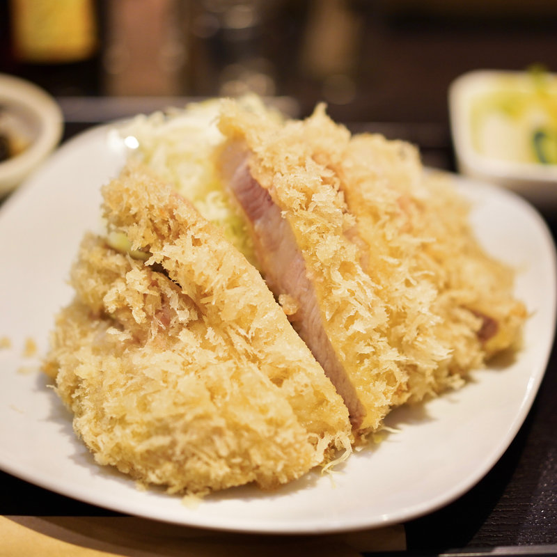 雪室熟成豚リブロースかつ定食(200g)(成蔵 （ナリクラ）)