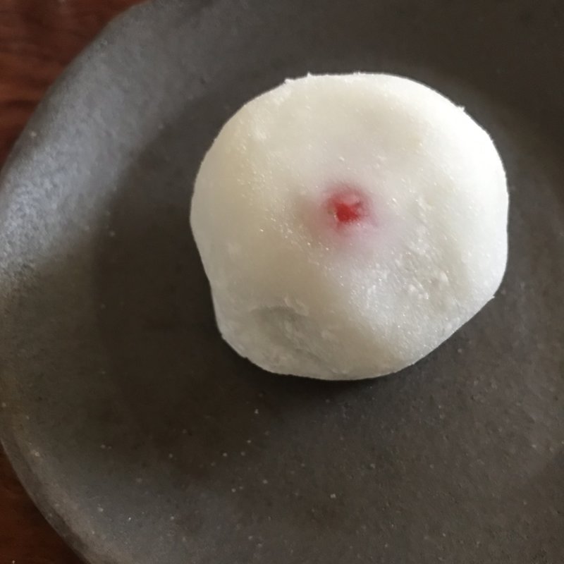 苺大福(まるに抱き柏)