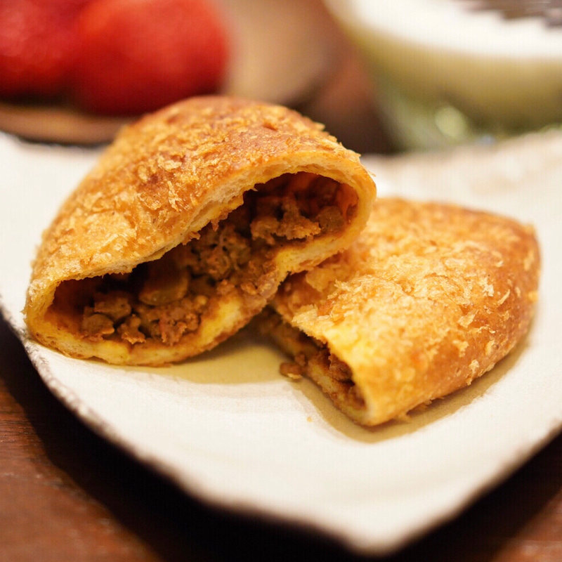 A5和牛たっぷり大人の和牛カレーパン(馬場FLAT )