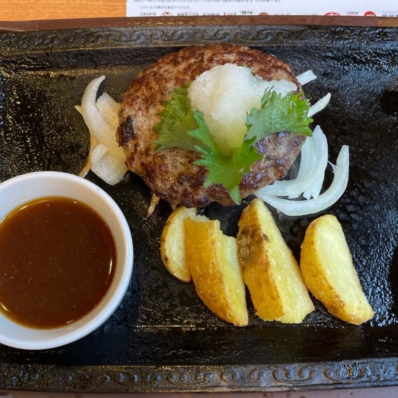 大葉おろし手ごねビーフハンバーグ(ステーキガスト 栄鍛冶ヶ谷店)