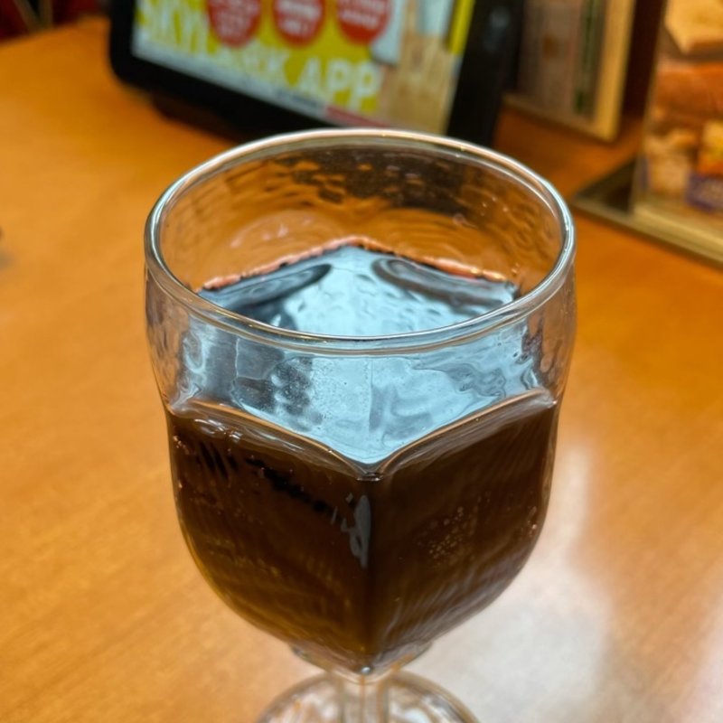 グラスワイン(赤)120ml(ステーキガスト 栄鍛冶ヶ谷店)