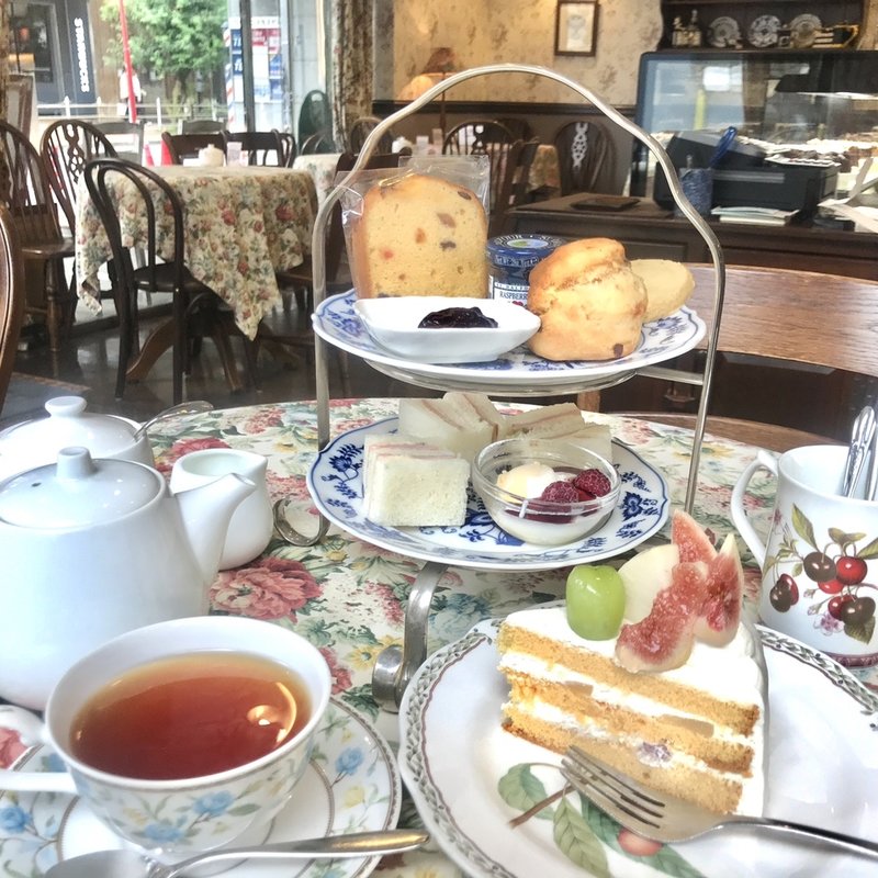 アフタヌーンセット(グロヴナーカフェ)