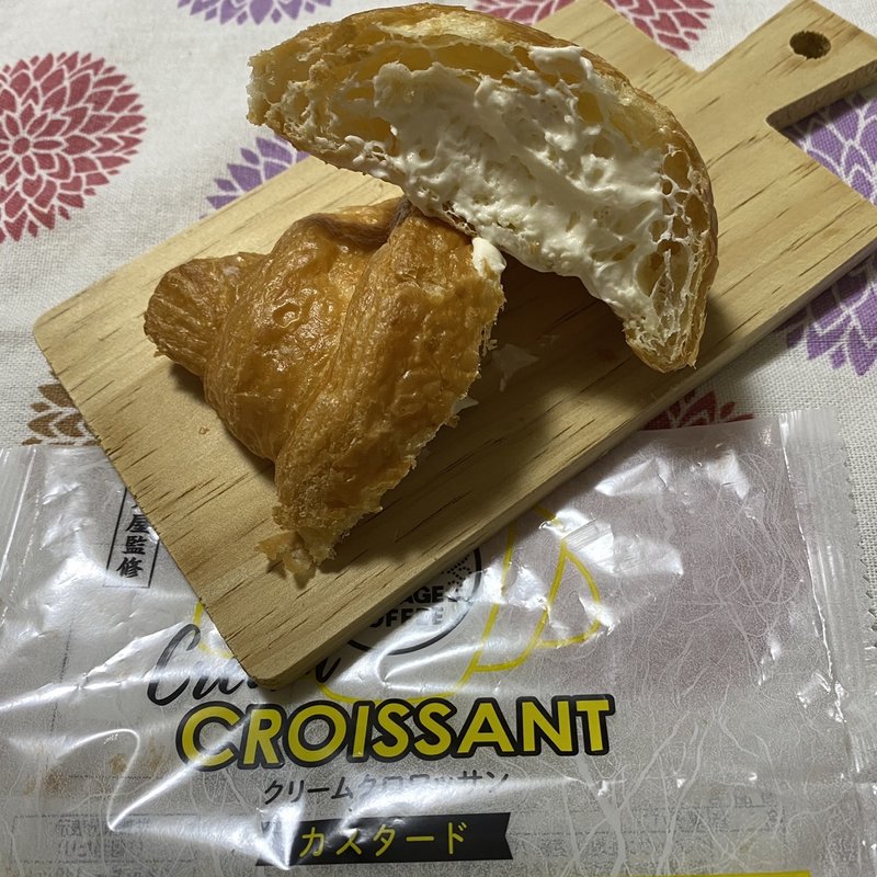 生クリームミニクロワッサン(清水屋食品)