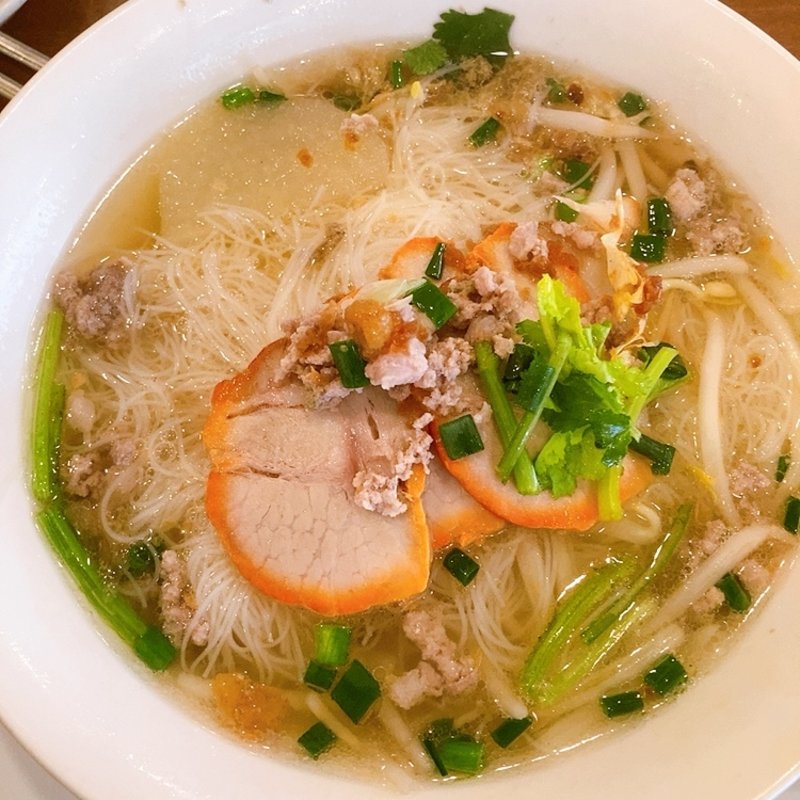 タイヌードルランチ(にんにくやマナオ )