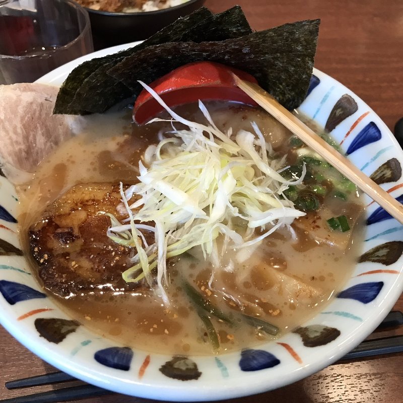 (七志 大倉山店)