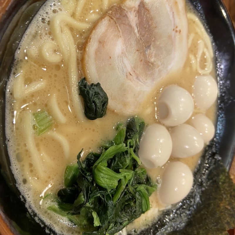 家系ラーメン(壱角家 吉祥寺公園口店 （イッカクヤ）)