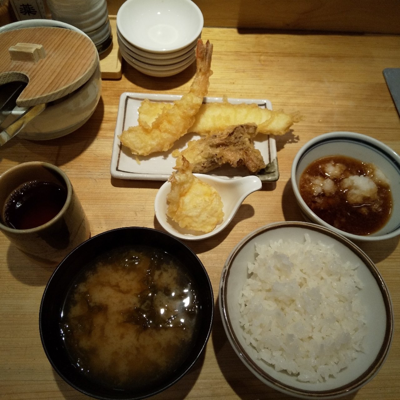 まきの定食 玉子天付き 天ぷら定食 まきの 武蔵小山店 の口コミ一覧 おいしい一皿が集まるグルメコミュニティサービス Sarah