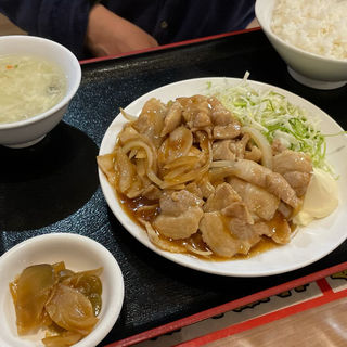 豚肉の生姜焼き定食(満福 大船店)