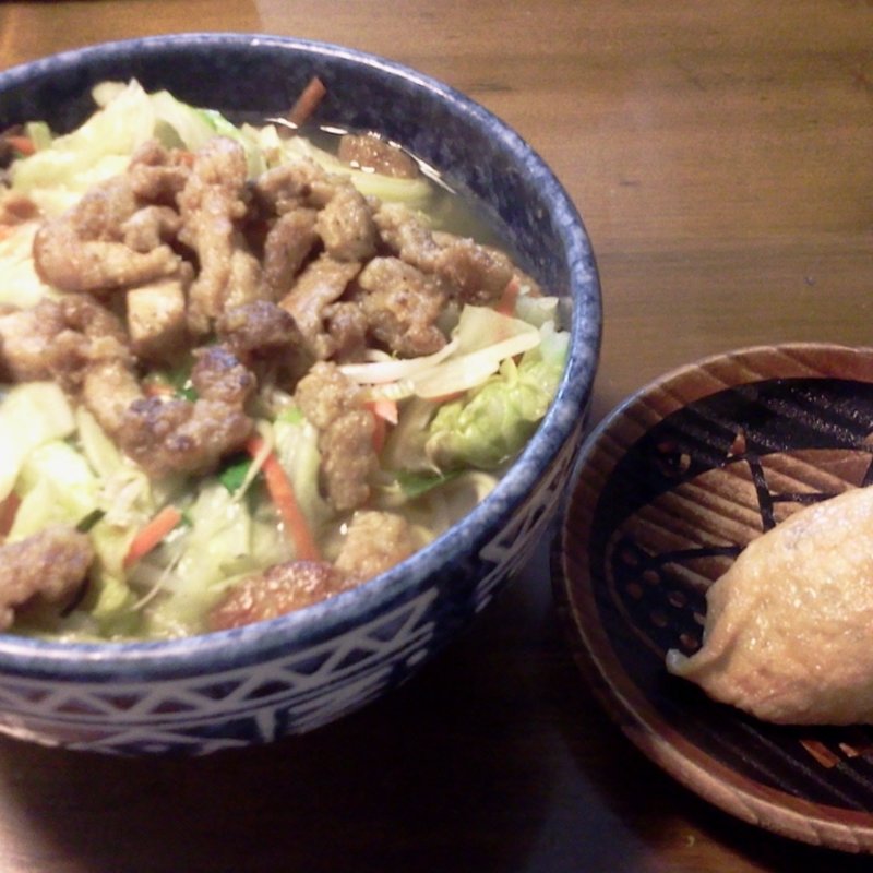 沖縄そば(あじゃず （Ａｊａｚｚ）)