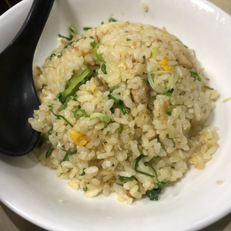 やきめし(新立麺館 （シンリュウメンカン）)