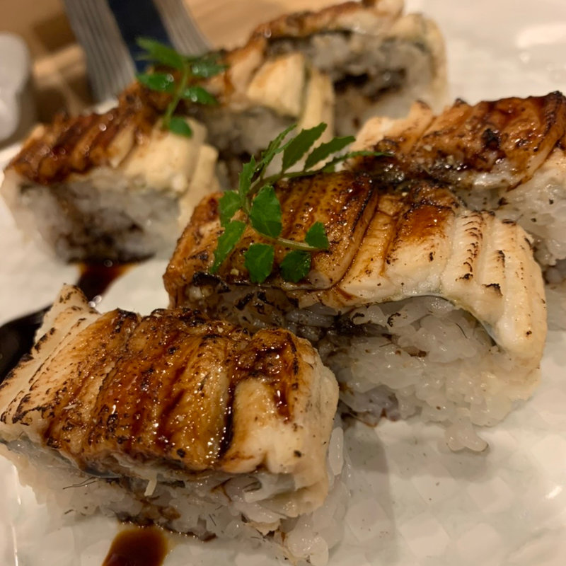 穴子握り(馳走や直 赤坂本店)