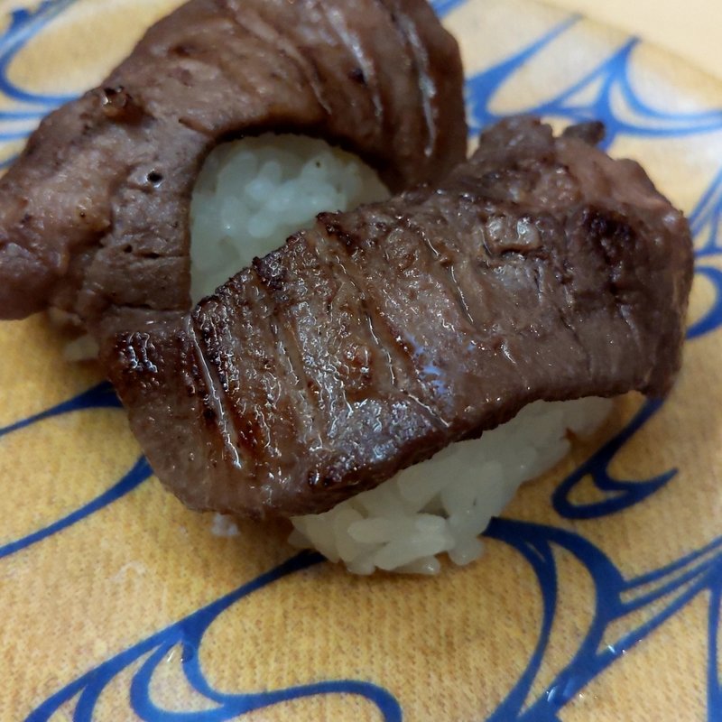 牛タンにぎり(うまい鮨勘 石巻支店 （うまいすしかん）)