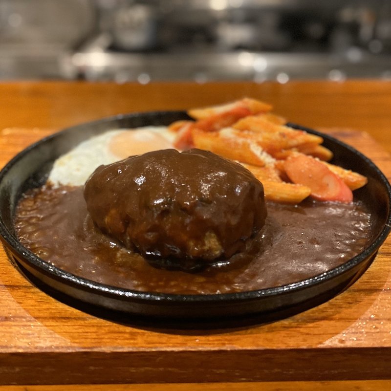 鉄板ハンバーグ(ハンバーグ&スパゲティ とまと)