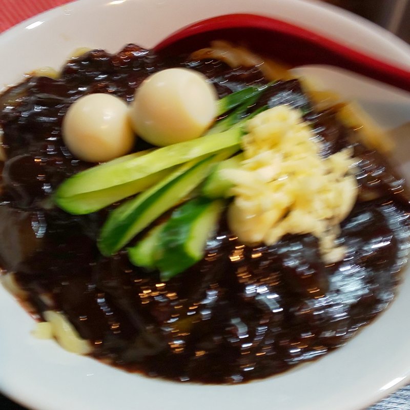 ジャジャン麺(てるてる坊主)