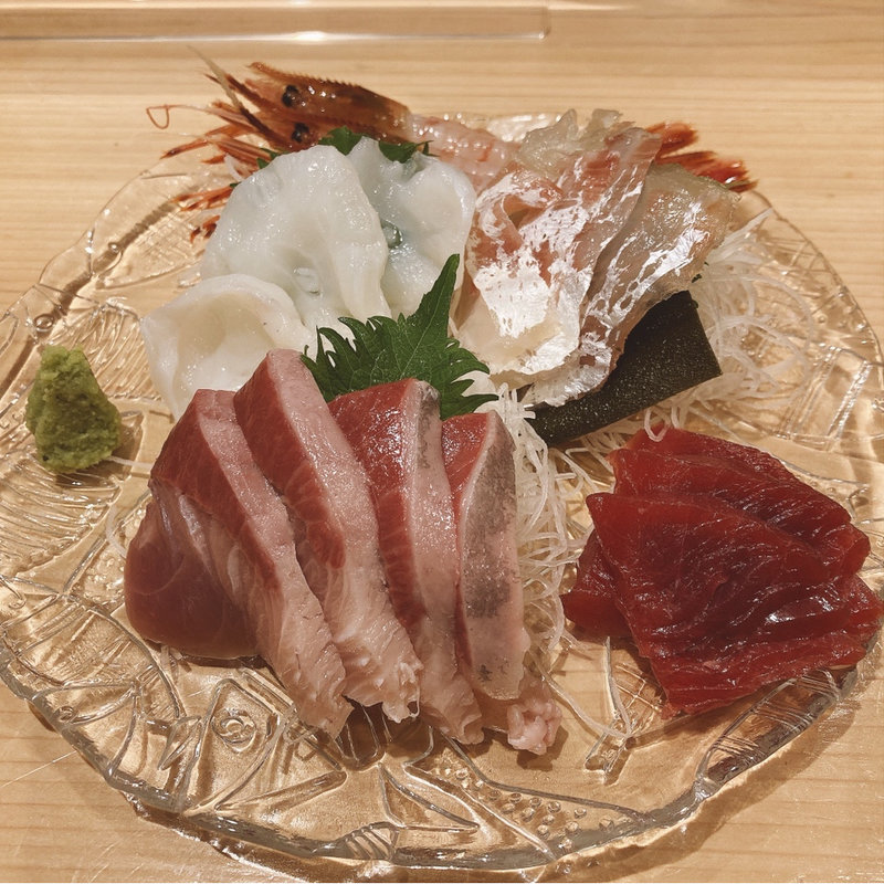 刺身盛り合わせ(まごめ酒肴 神徳)