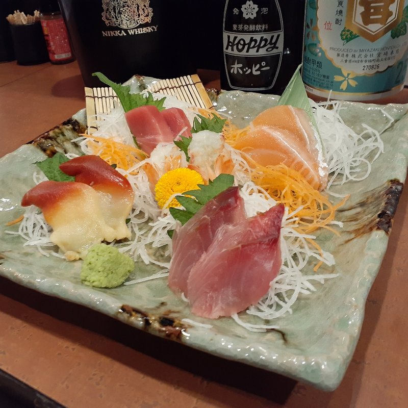 お刺身盛り合わせ(海鮮　火の鳥)