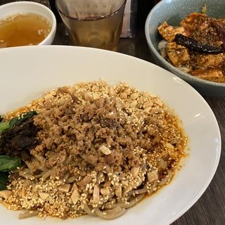 汁なし坦坦麺＋小丼(雲林坊 秋葉原店)