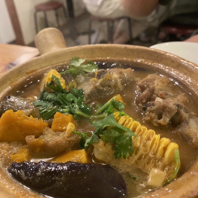 牛すじの土鍋煮(老酒舗)