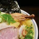 丸鶏らーめん(塩)(麺奏 弥栄 （iyasaka）)