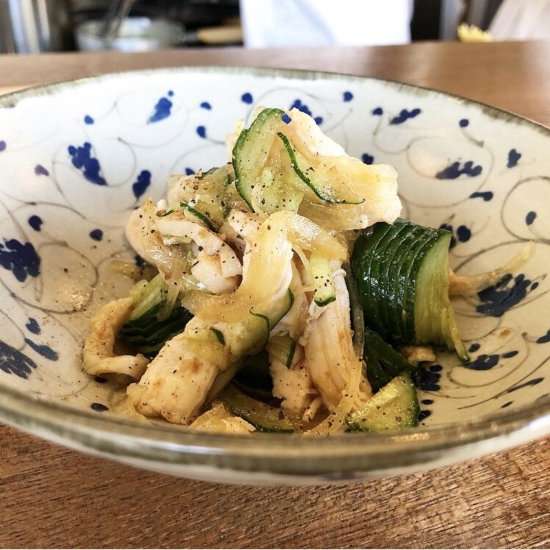 蒸し鶏やめられんたれ(九時五時)