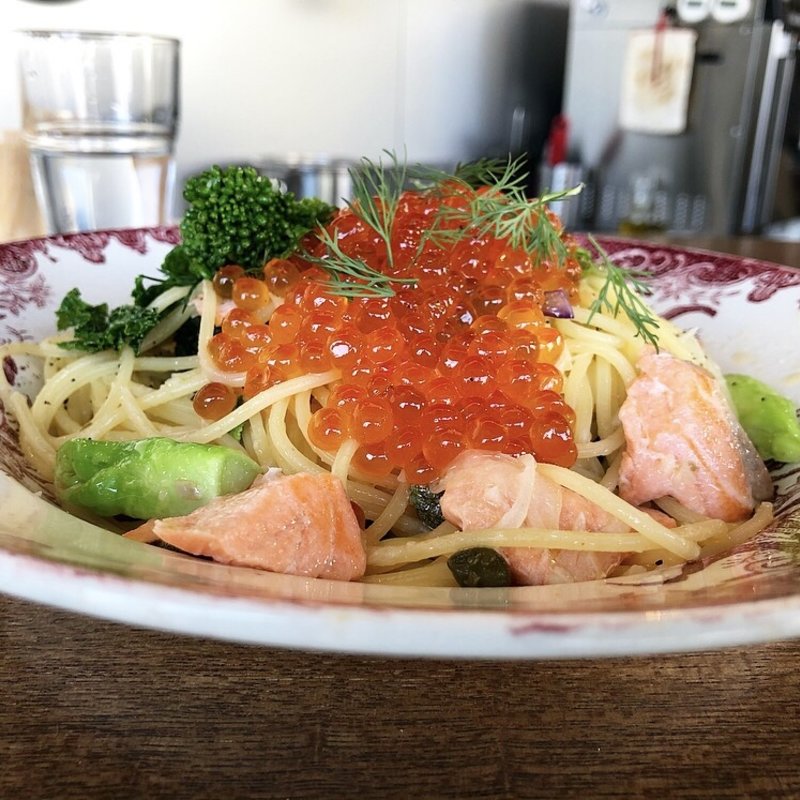 さーもんいくらのっけパスタ(九時五時)