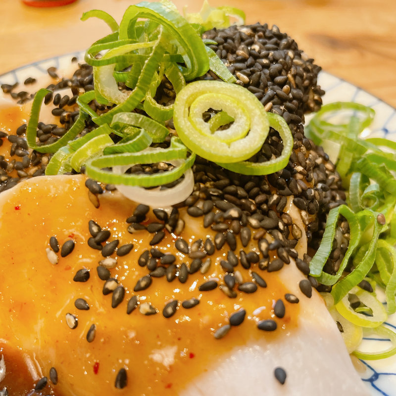 黒の涎鶏(曲ル角ニハ泡喰ライ)