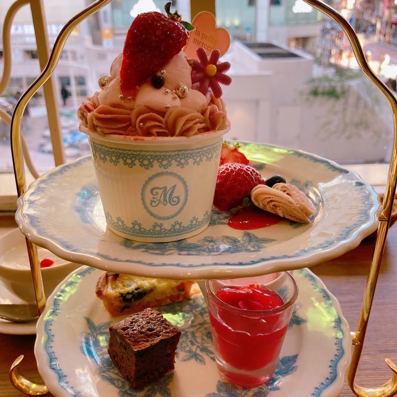 ルビーショコラとあまおうのアフタヌーンティー(ラ・プティ・メルスリー ルミネエスト新宿店)