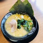 ラーメン(横浜家系ラーメン 町田商店 鴨宮店)