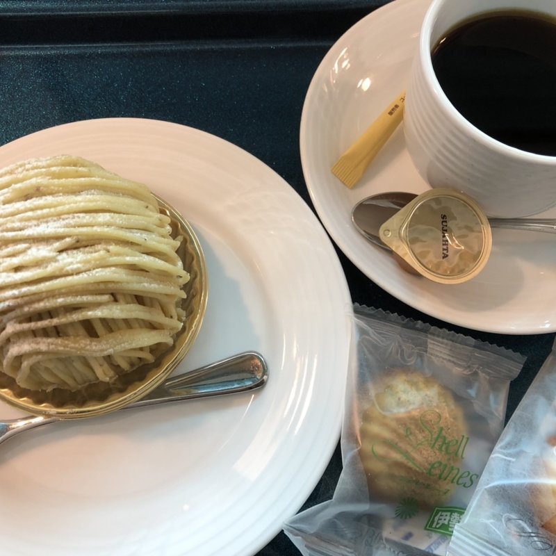 ケーキセット和栗のモンブラン(近鉄特急しまかぜ内　カフェ )