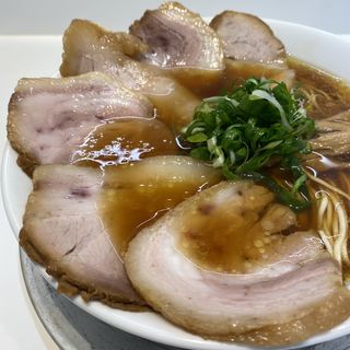 醤油ラーメン 煮豚トッピング(上方レインボー)