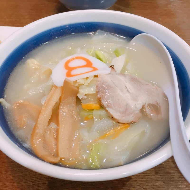 (８番らーめん 笠舞店 )