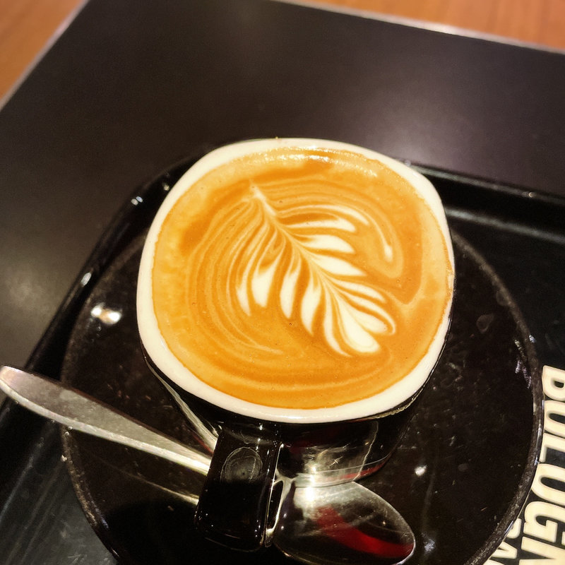 カフェラテ(セガフレード・ザネッティ・エスプレッソ 中目黒店)