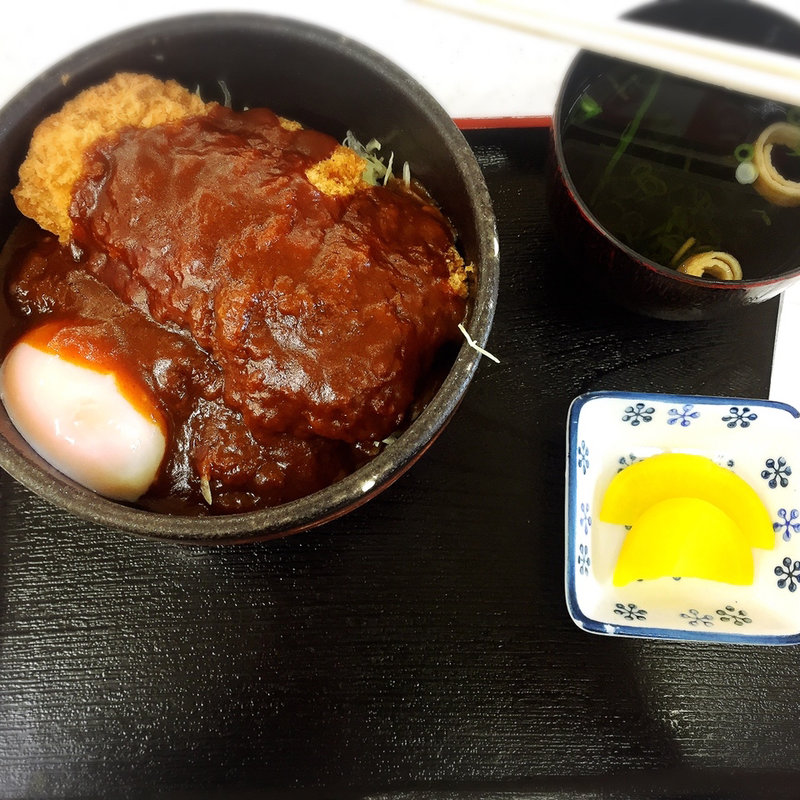 デミカツ丼(吉備サービスエリア（上り線）レストラン )