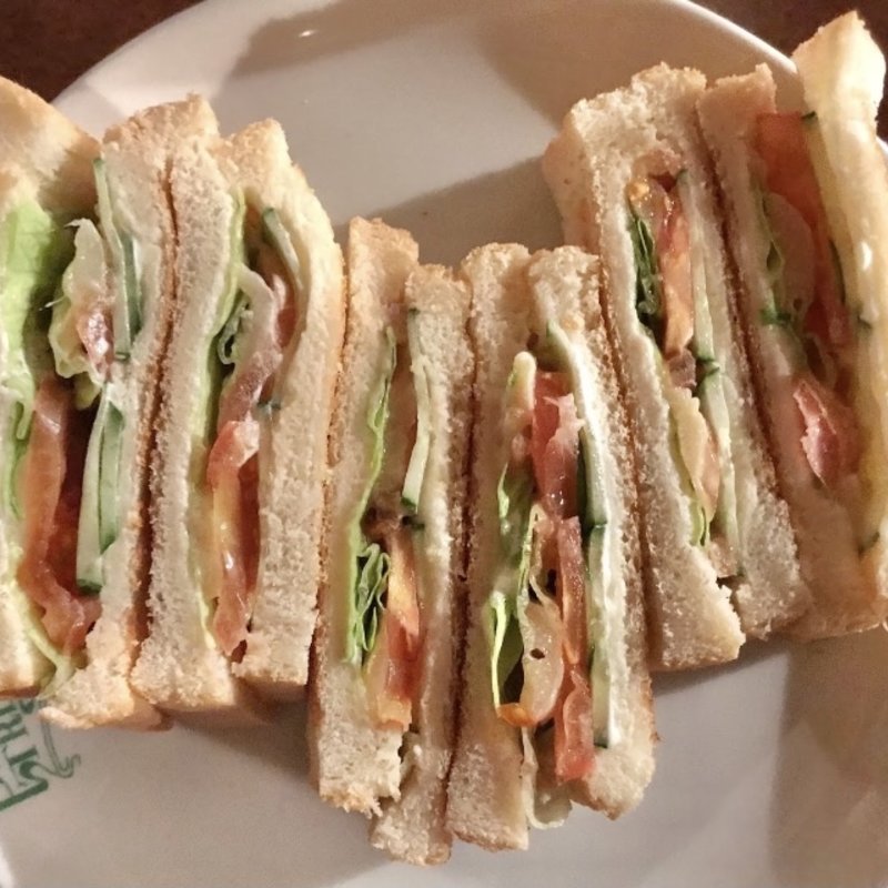 野菜トースト(パインツリー )