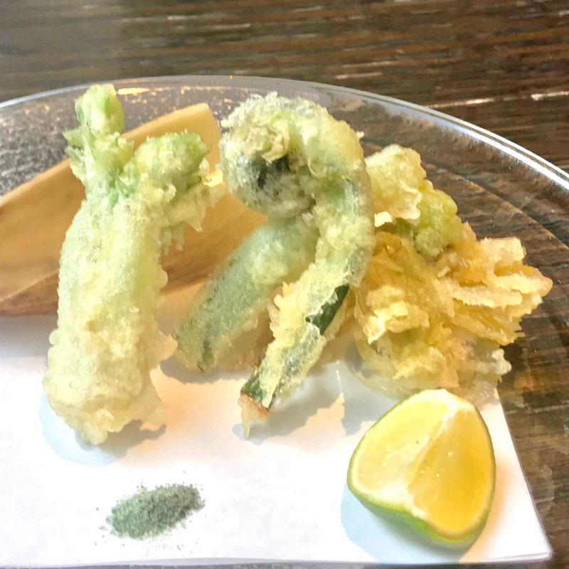 山菜と筍の天麩羅(ケンゾー エステイト ワイナリー 六本木ヒルズ店)