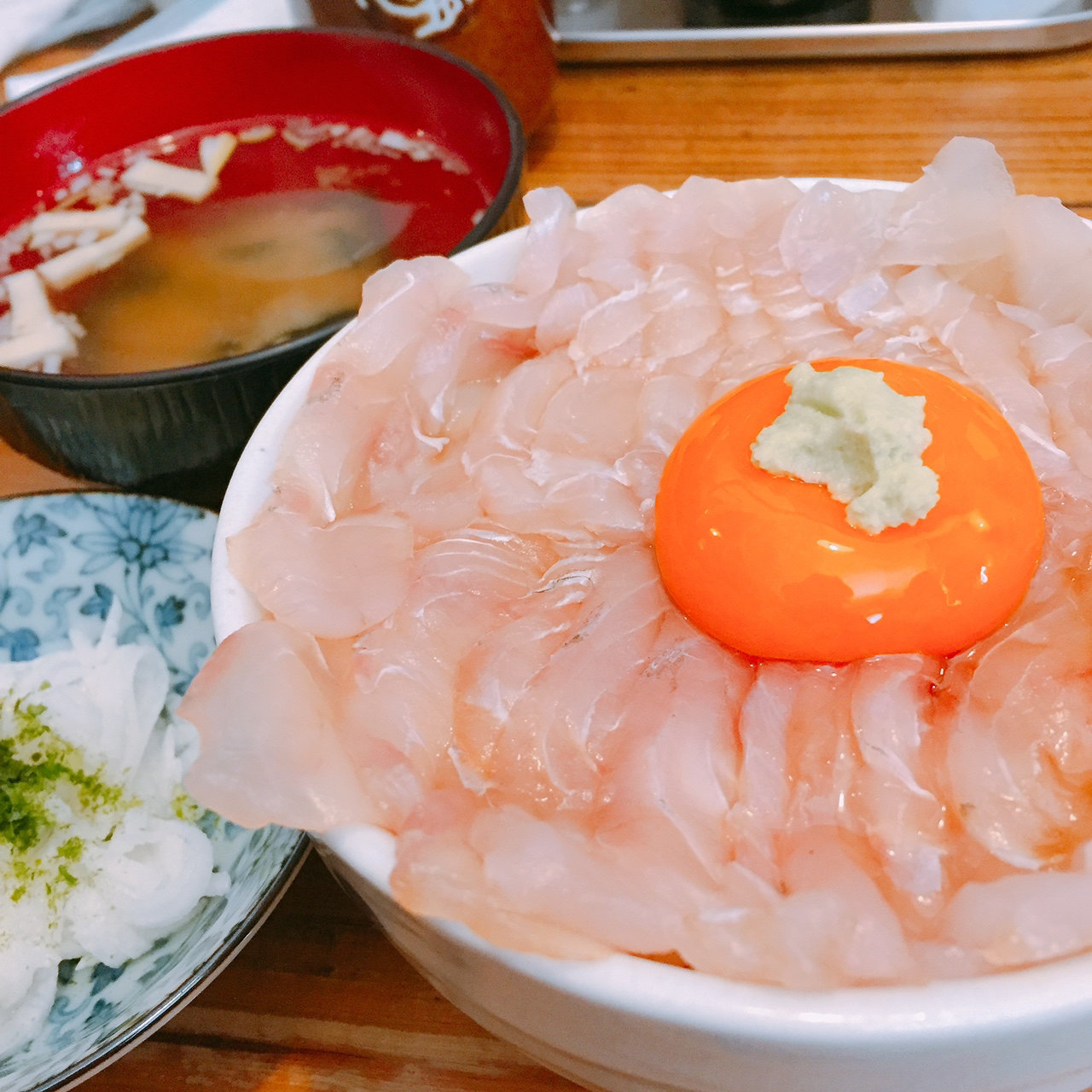 青森県で食べられる海鮮丼ランキング Sarah サラ