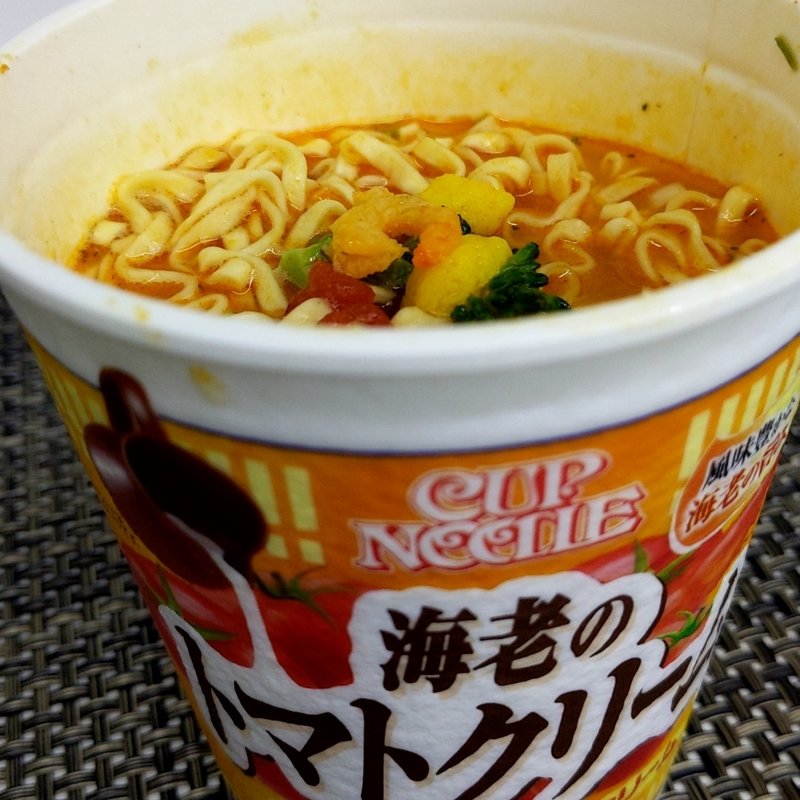 日清　カップヌードル　えびトマトクリーム味(セブンイレブン)