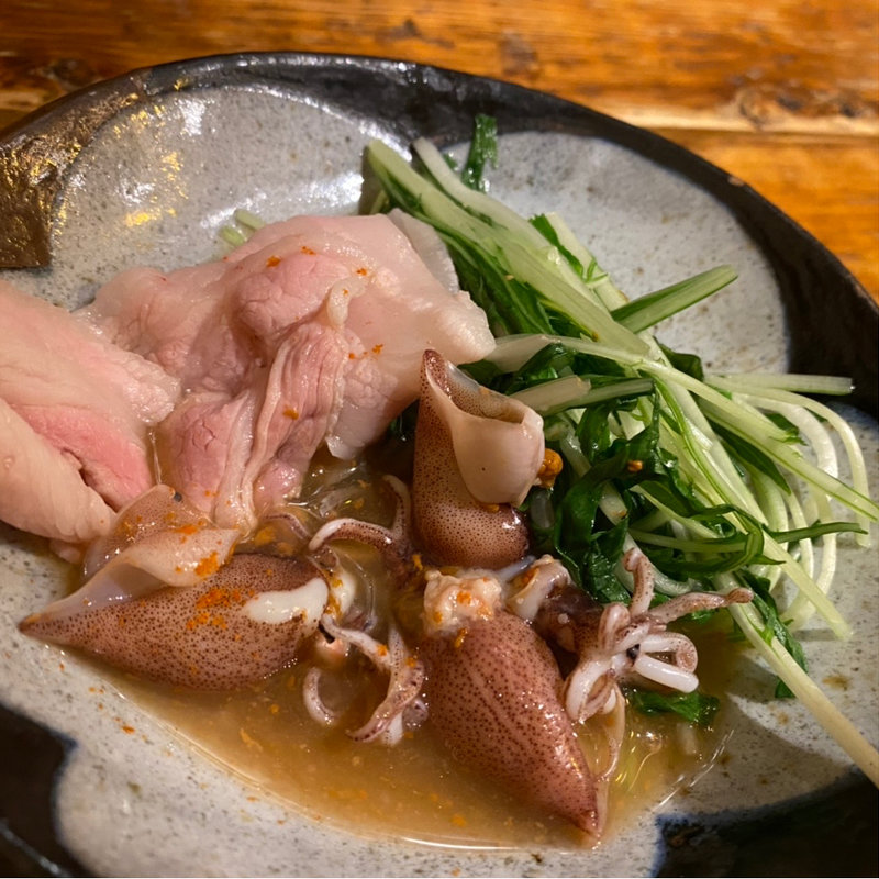 ホタルイカと豚バラのしゃぶしゃぶ(立呑み とだか)