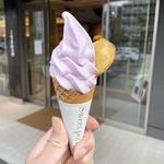 いも屋のソフト 紫芋(芋屋金次郎 福岡店)