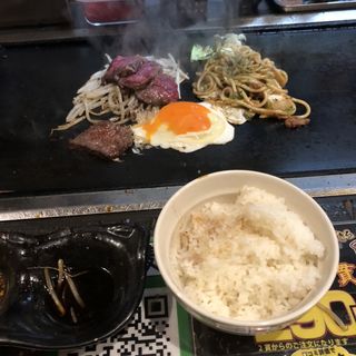 ハラミセット(釜谷製麺)
